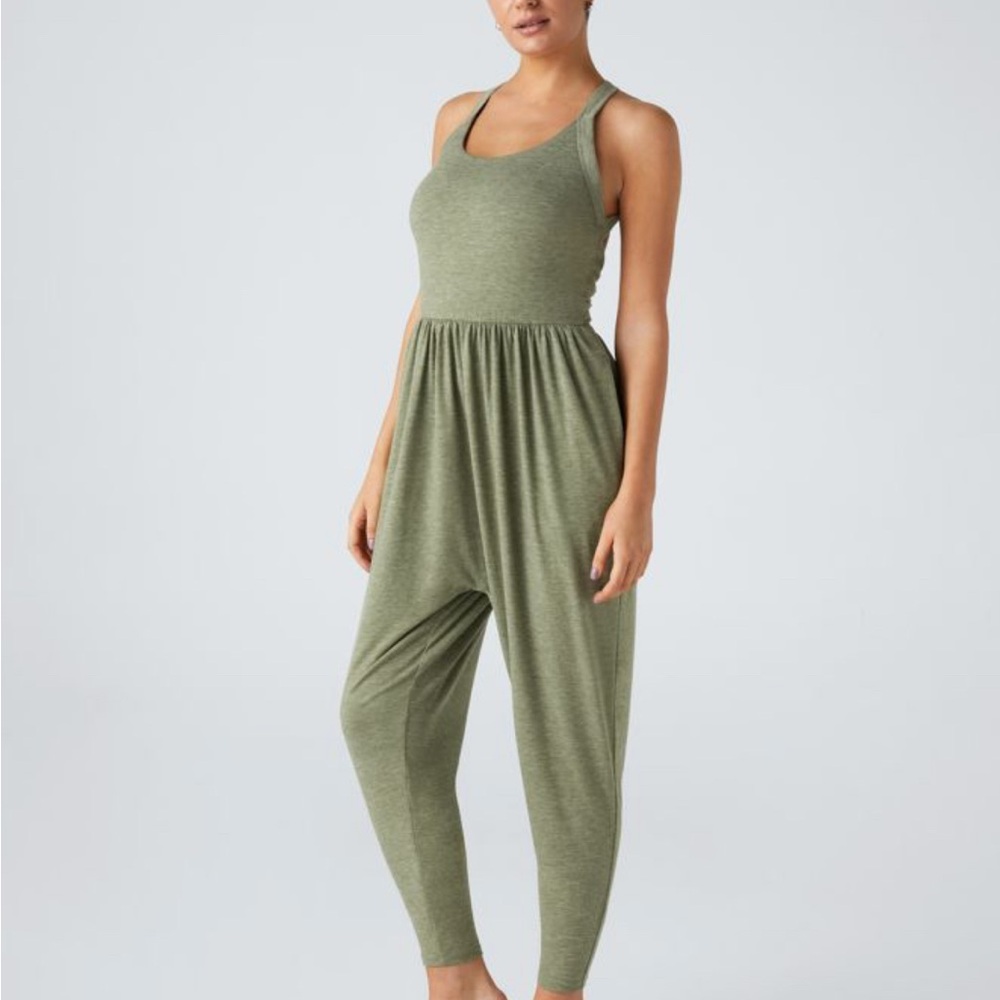 U Neck Pocket Harem Casual Jumpsuit-Easy Peezy Edition - Picture 4 of 5